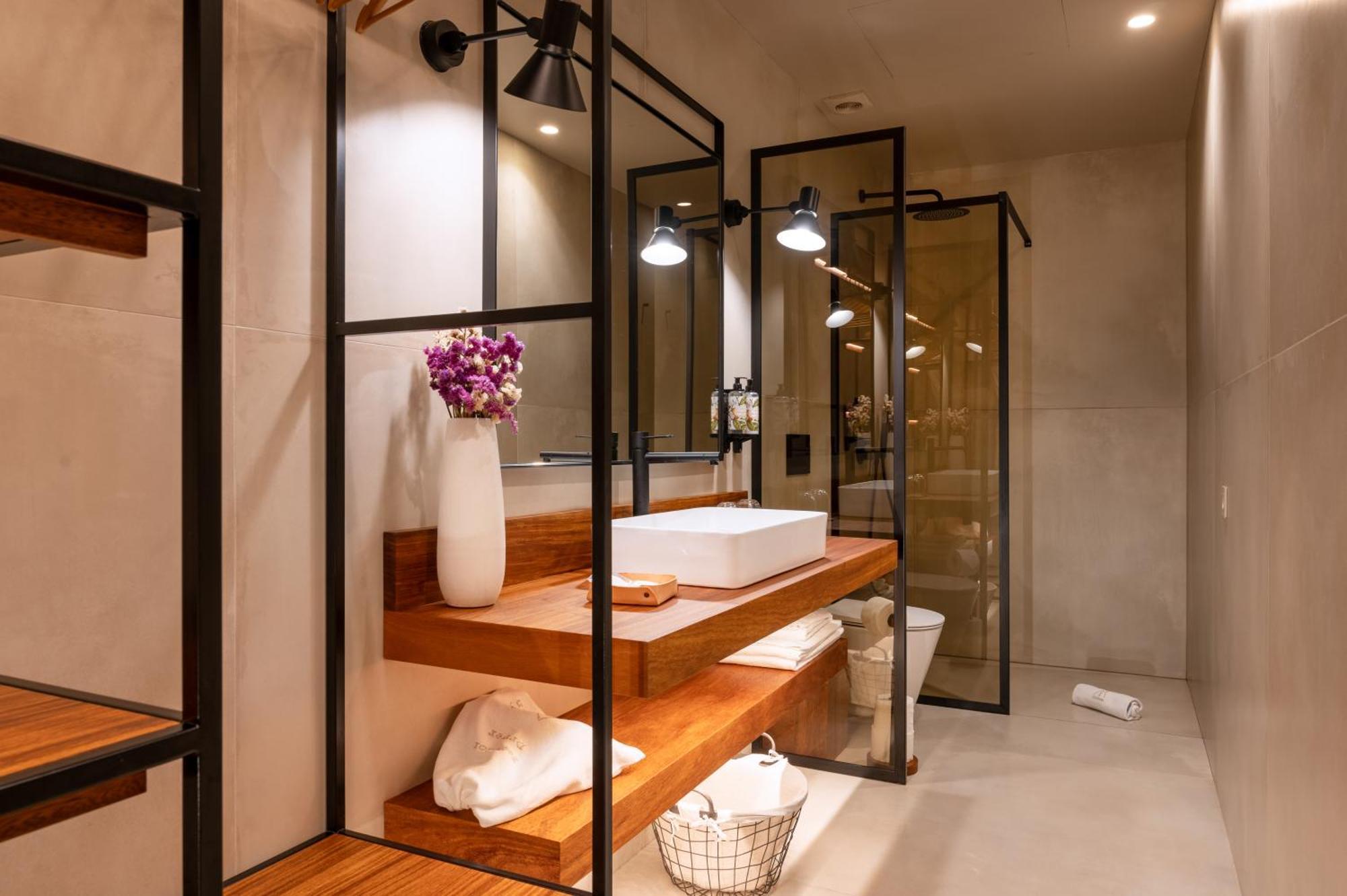פנאפיל Dourwin - Riverside Suites - Adults Only חדר תמונה